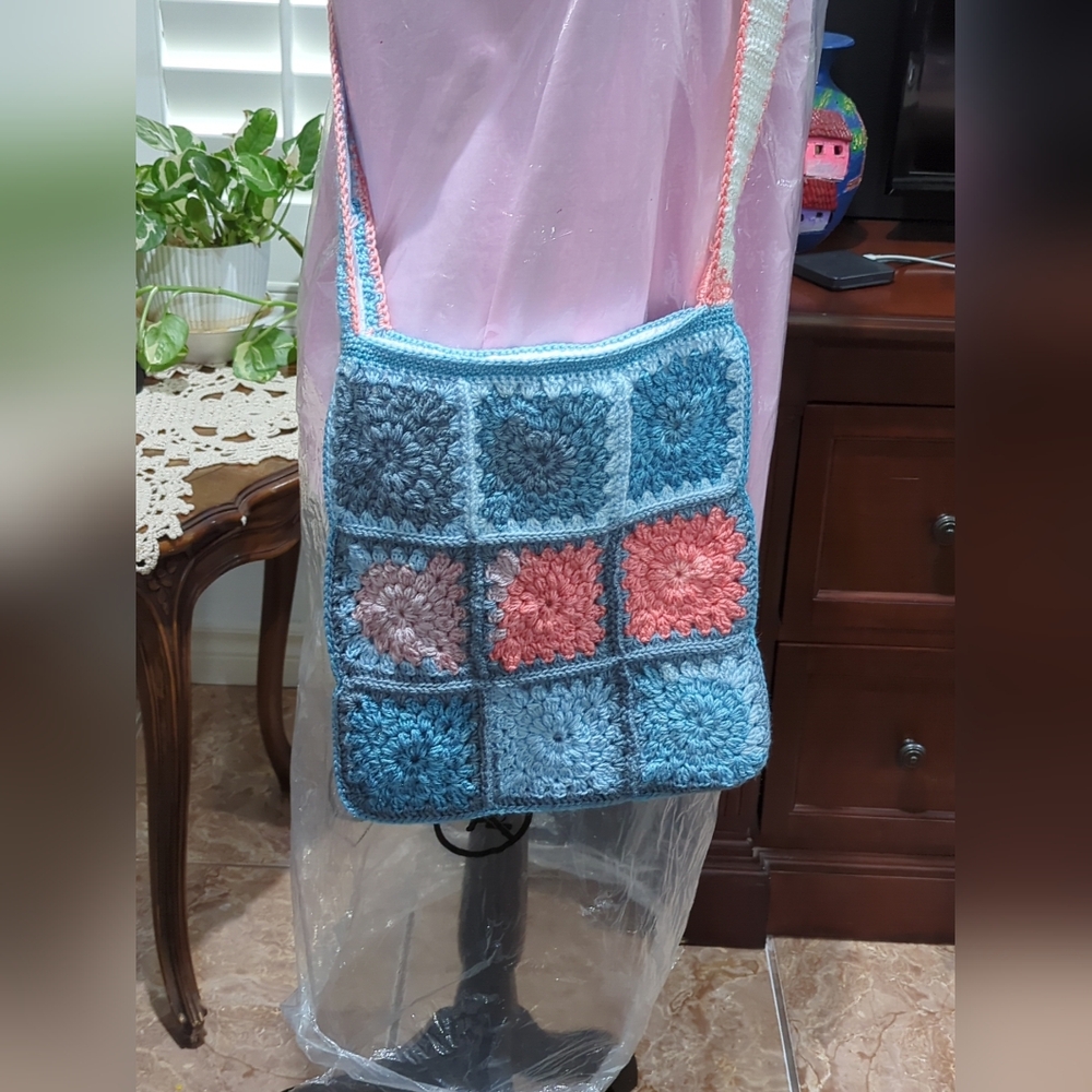 HANDMADE CROCHET CROSSBODY BAGS-Choose Style - sold separately